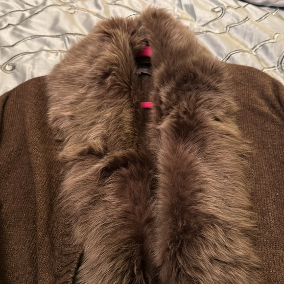 Vince chocolate brown large sweater removable faux fur collar pockets ribbed arm - Picture 1 of 10